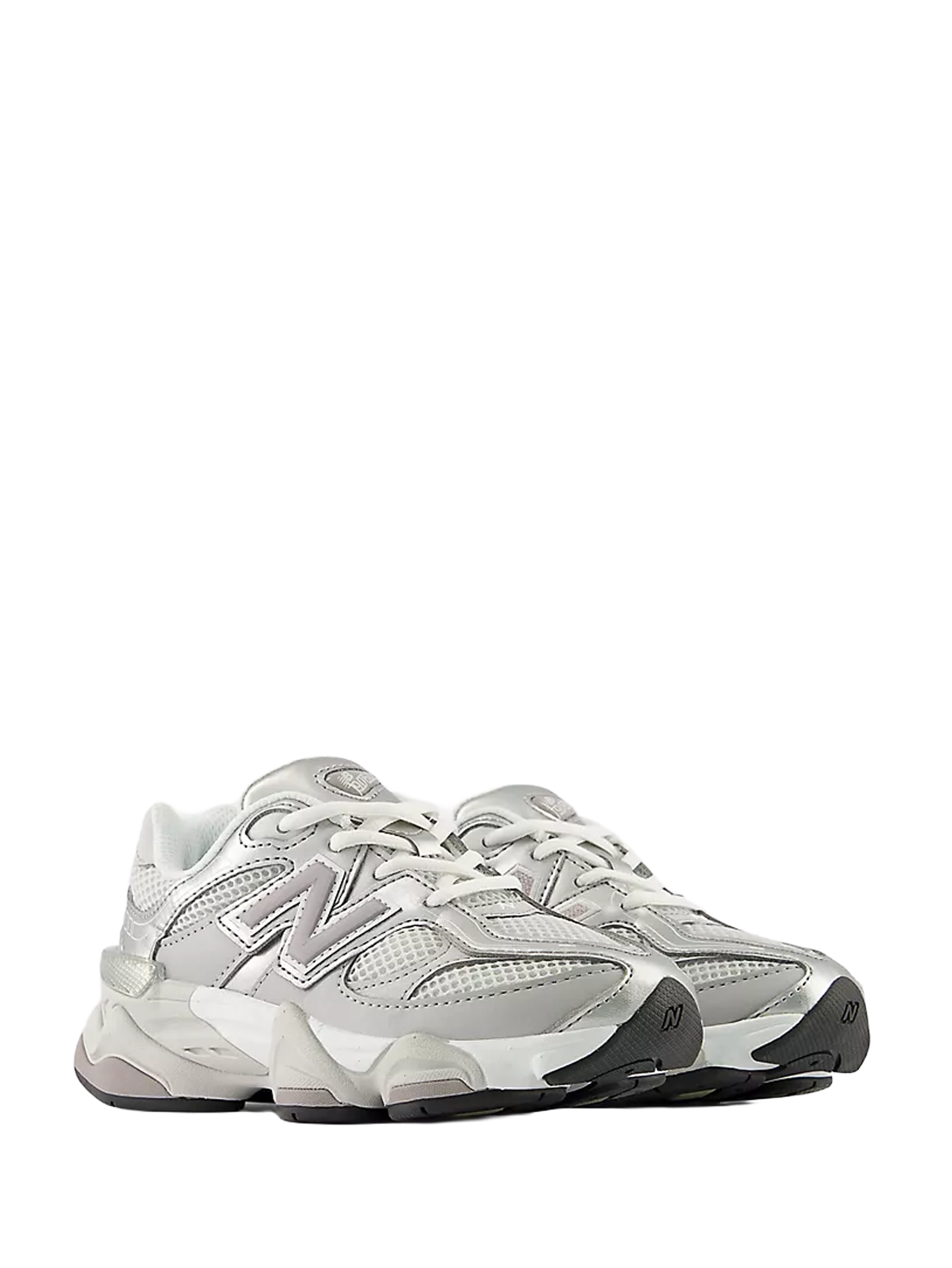 New Balance 9060 Sneakers in Grijs