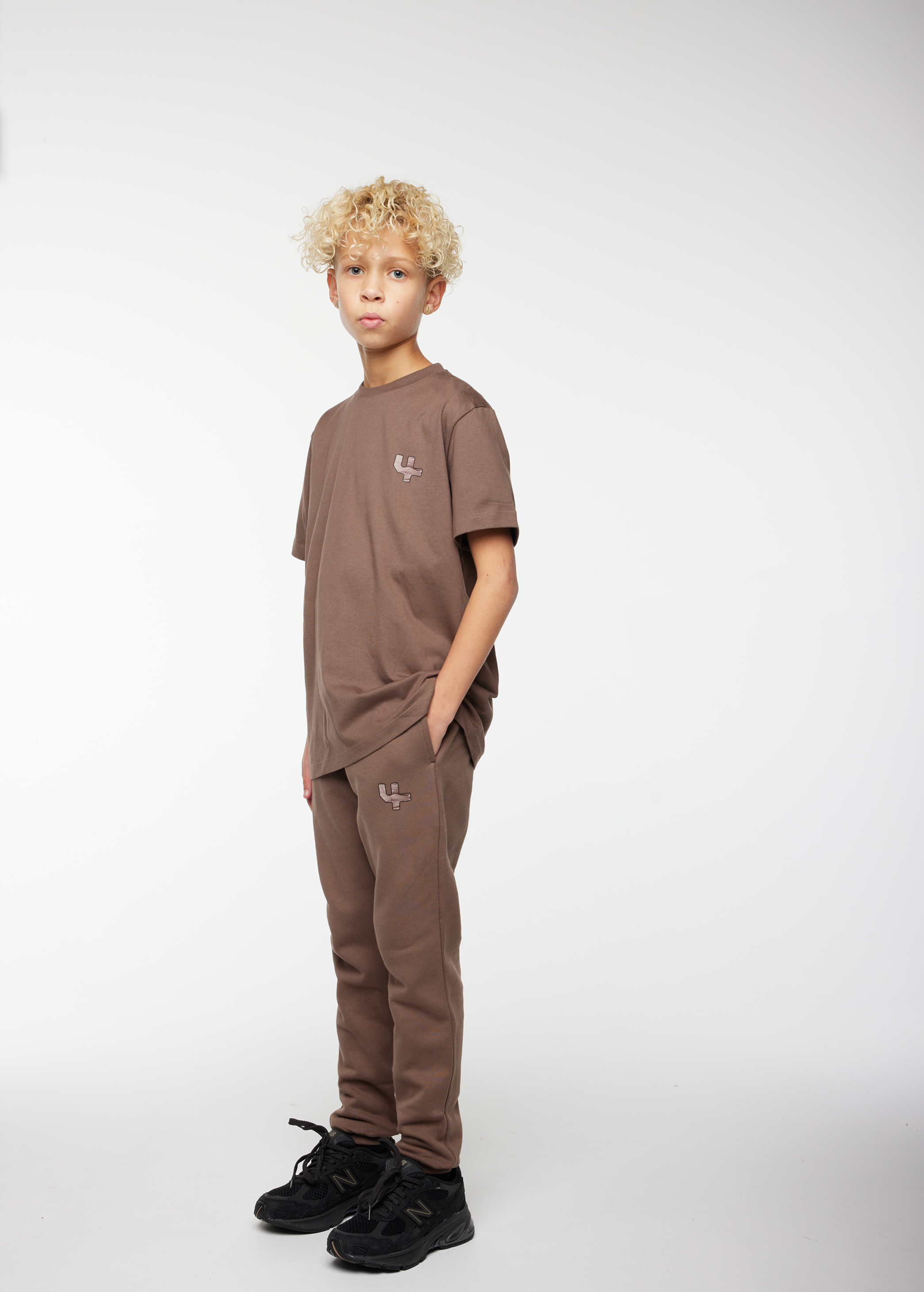 Outline Logo T-shirt Coffee Quartz