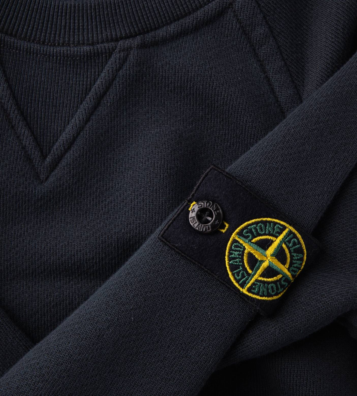Compass Logo Crew-Neck Sweatshirt Black