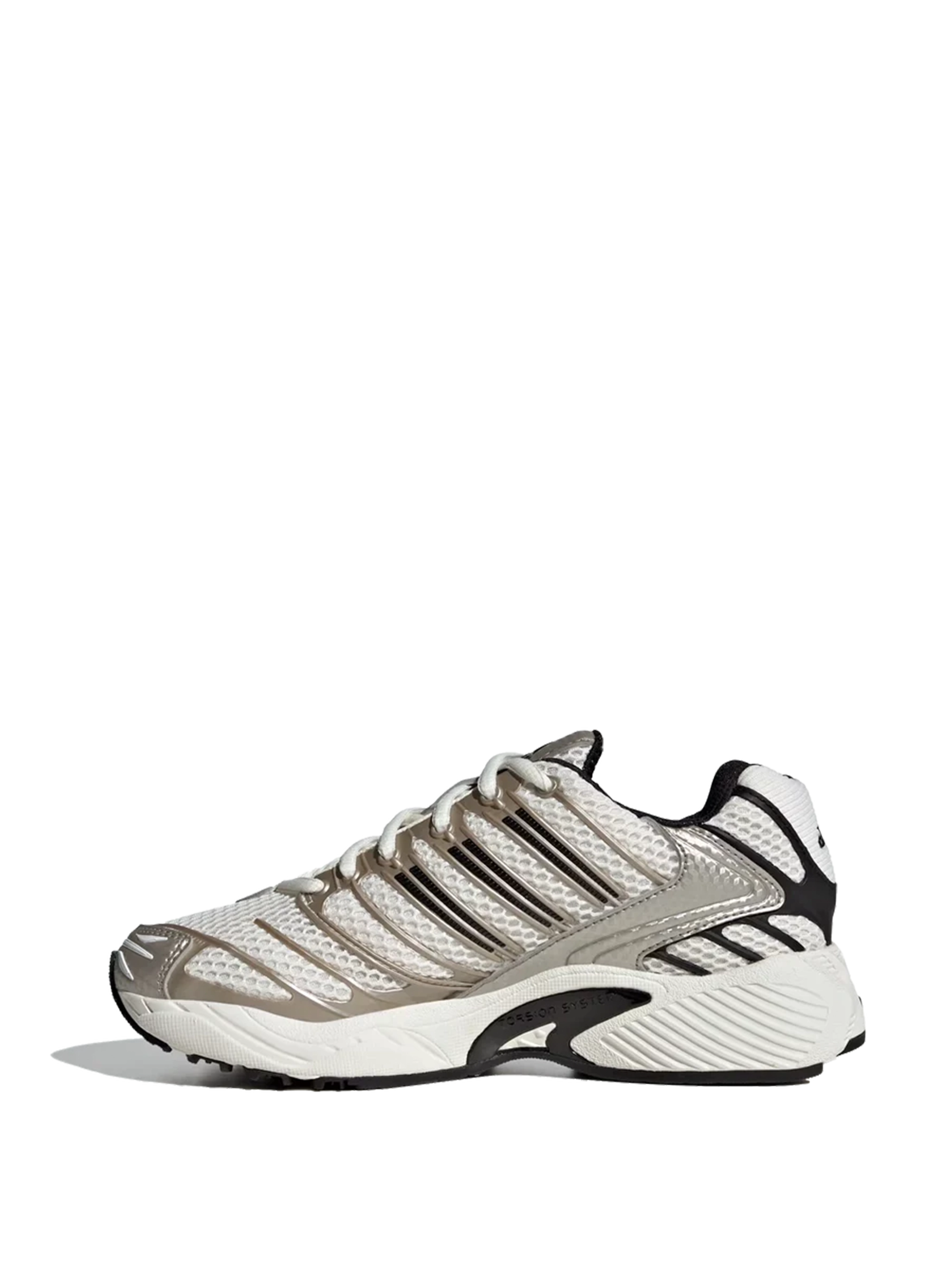 adidas Adistar Control 3 in CLOWHI/CBLACK/OWHITE