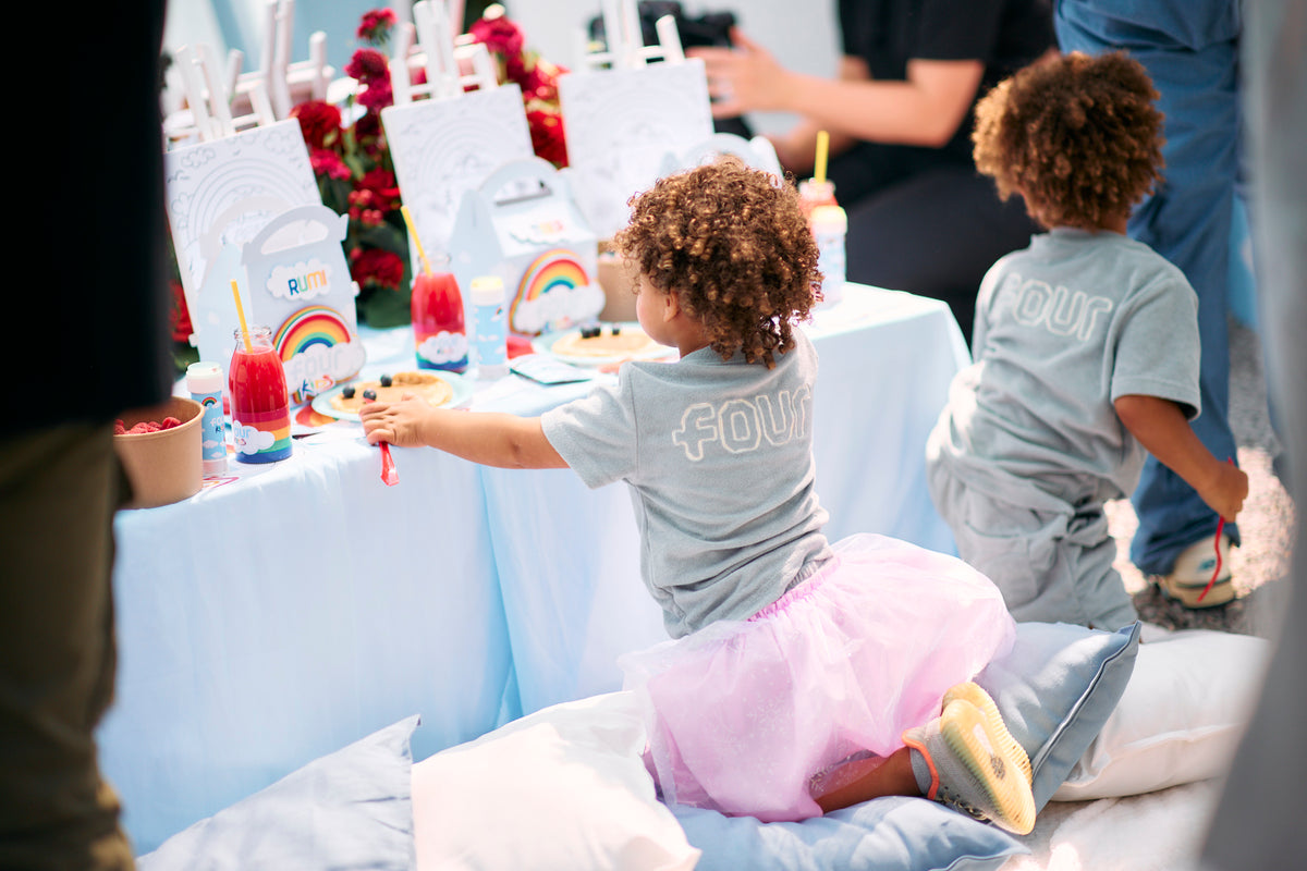 De lancering van FOUR Kids