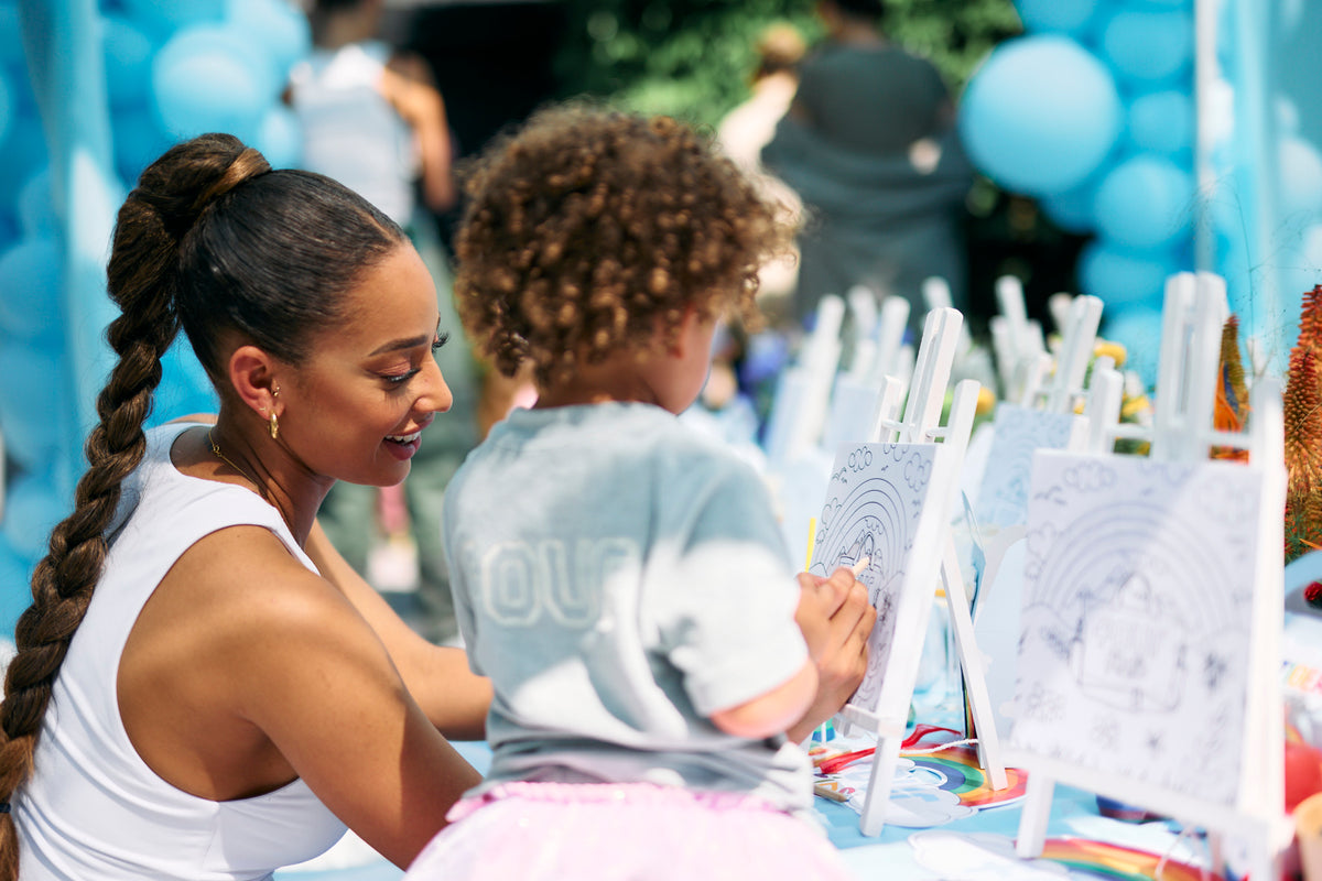De lancering van FOUR Kids