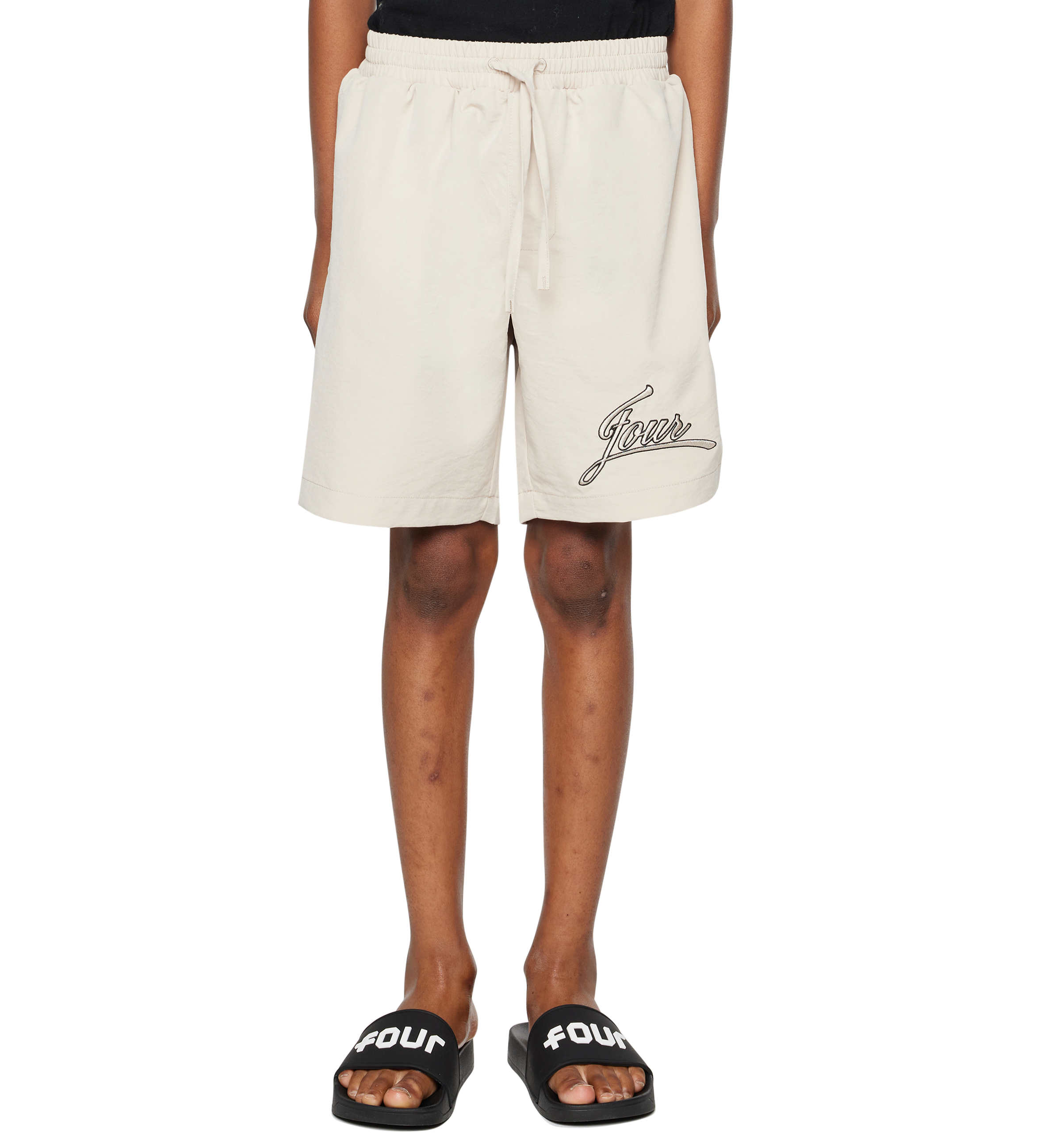 Script Shorts Beige