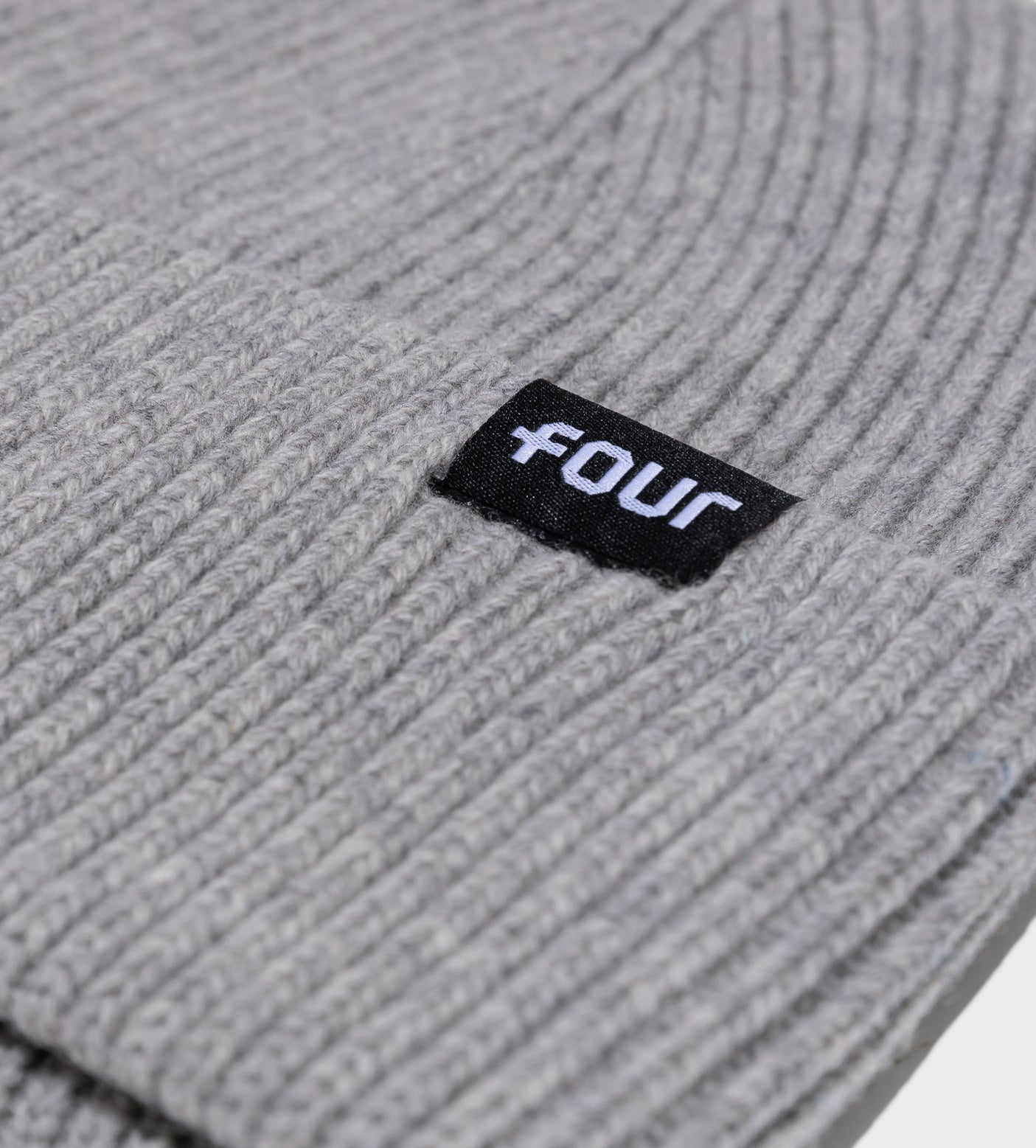 FOUR Beanie in Grey Melange