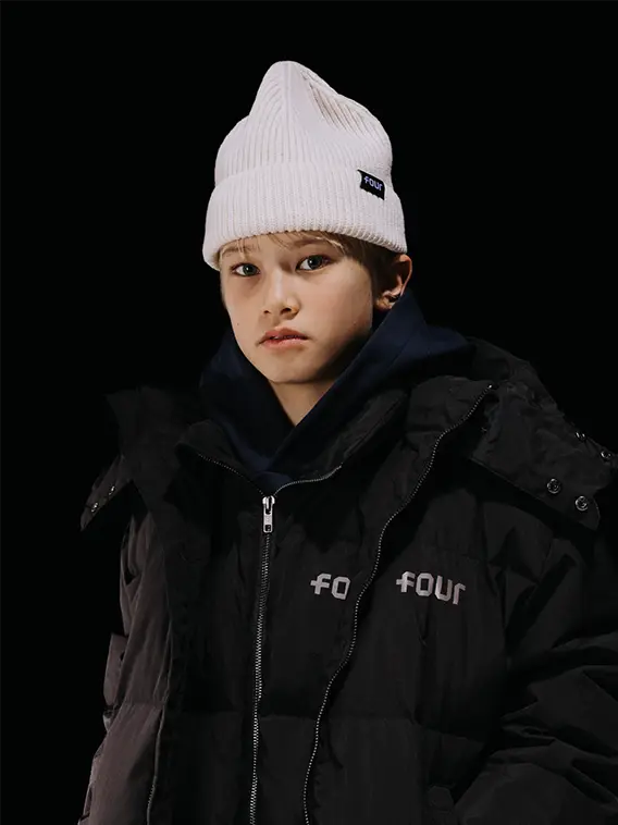 FOUR Beanie in Off-White