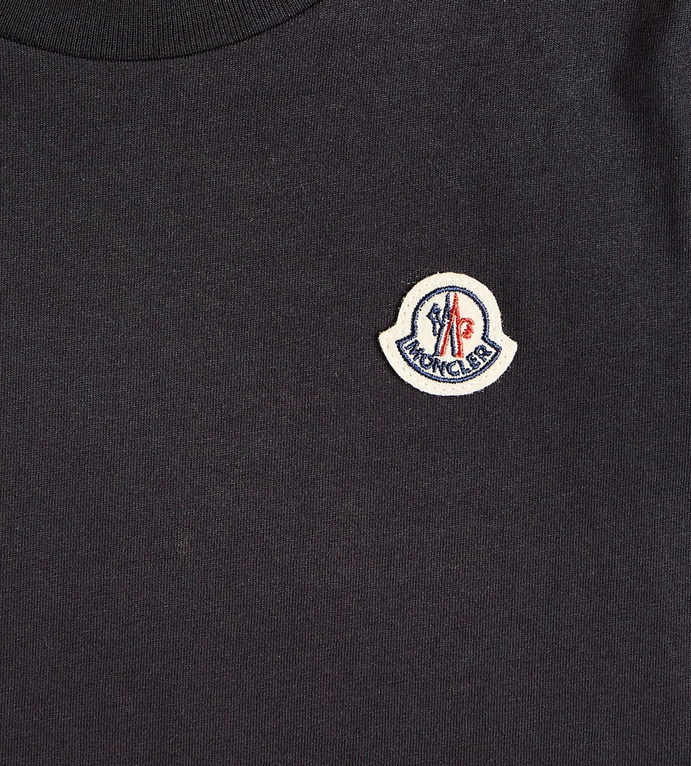 Moncler Enfant Logo-Patch T-Shirt in Black (Kids)