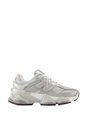 New Balance 9060 Sneakers in Grijs