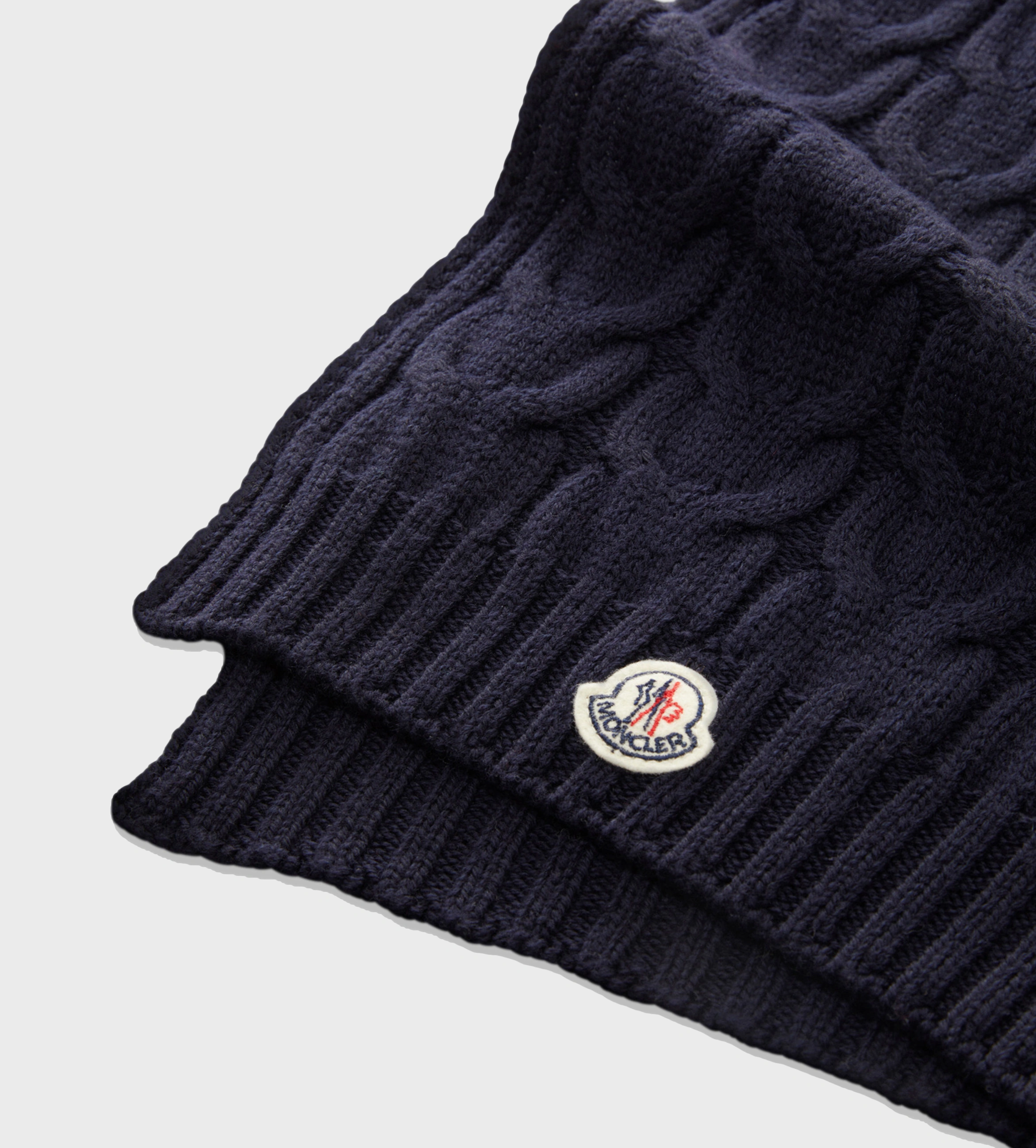 Chunky Cable-Knit Logo Scarf Navy